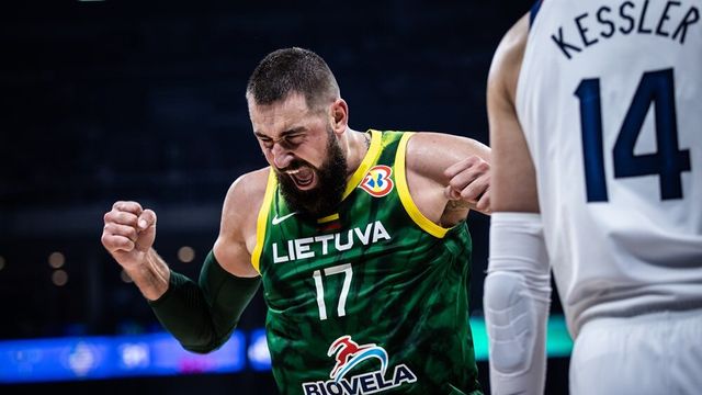 Jonas Valančijunas (©FIBA Basketball)